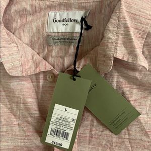 Men’s casual short sleeve button down shirt